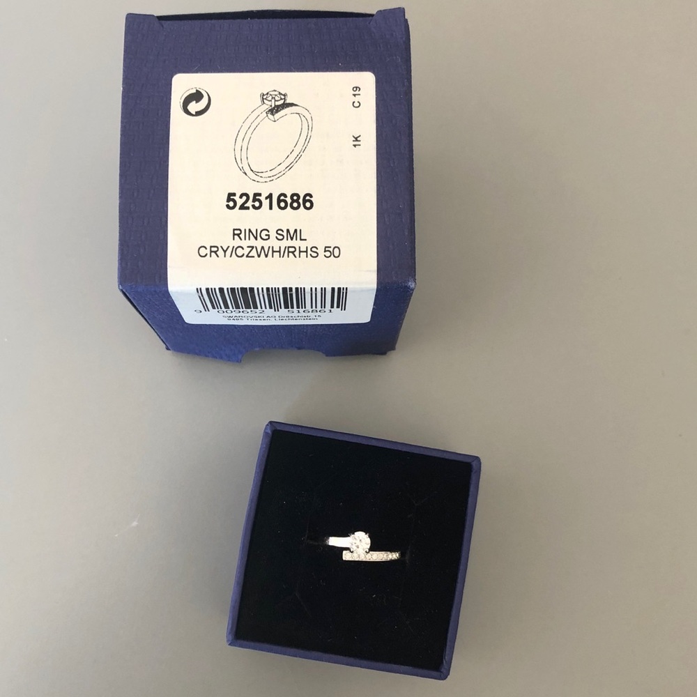 Swarovski Crystal Ring Size 50